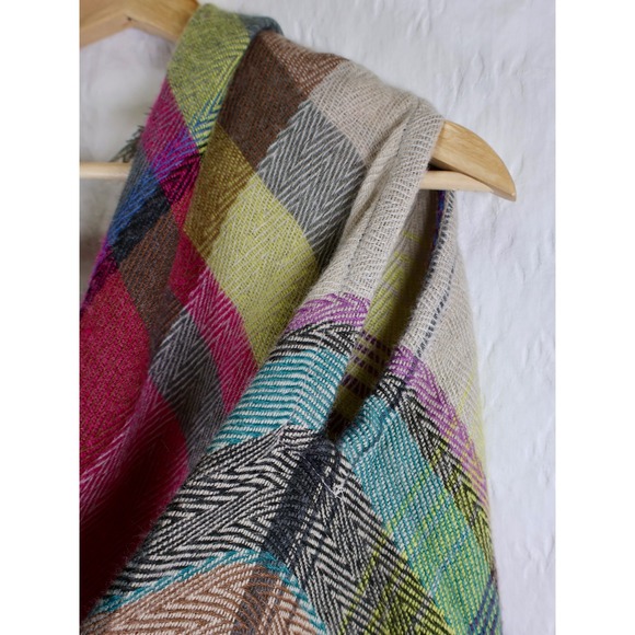 Three Bird Nest Plaid Patchwork Poncho Wrap Scarf Shawl Boho Pocket Festival - Picture 3 of 10